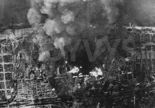 Сталинград под бомбами []