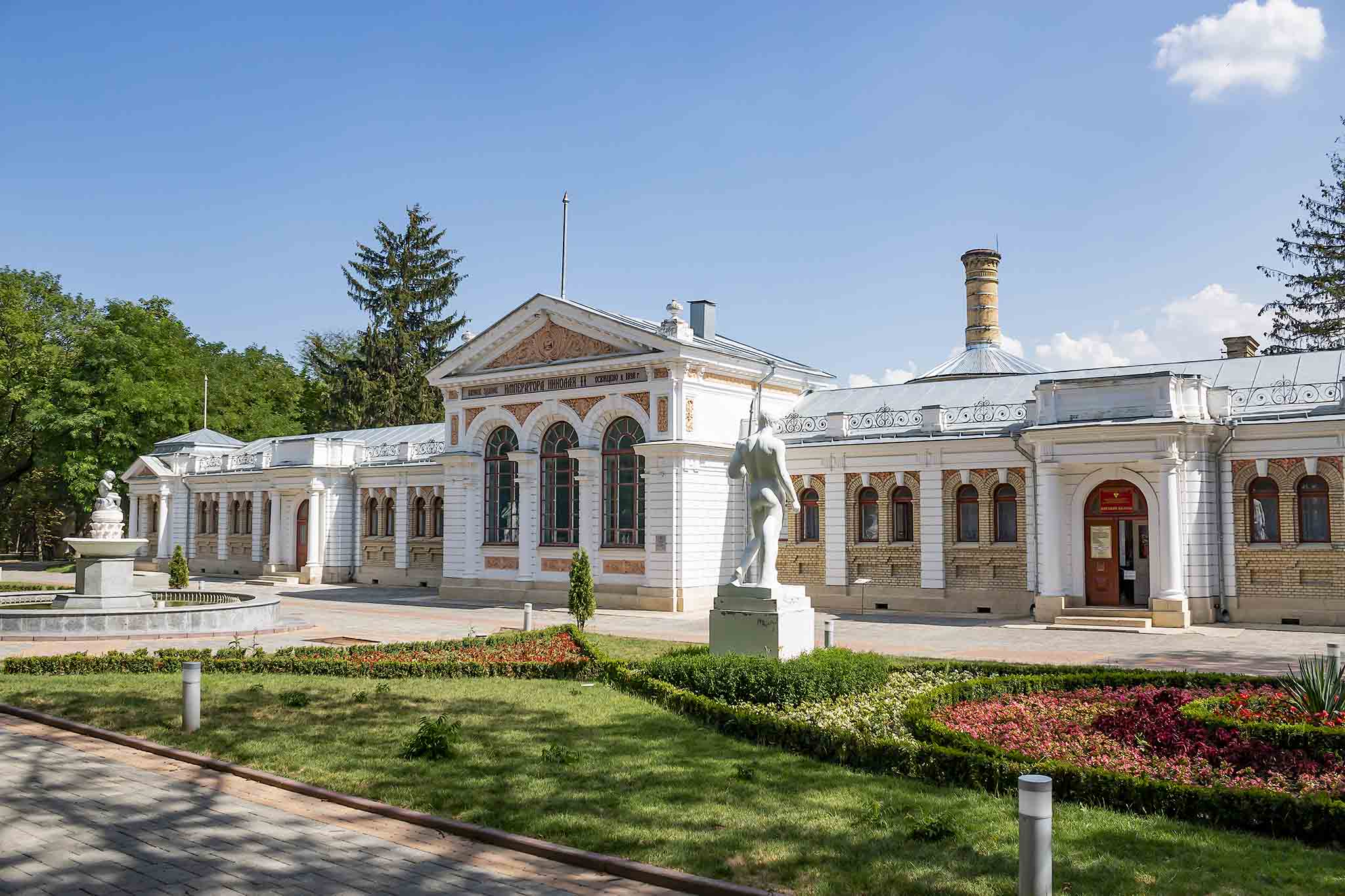 ���������������������_Otdyh-na-Kavkazskih-Mineralnyh-Vodah-v-iyule-essentuki