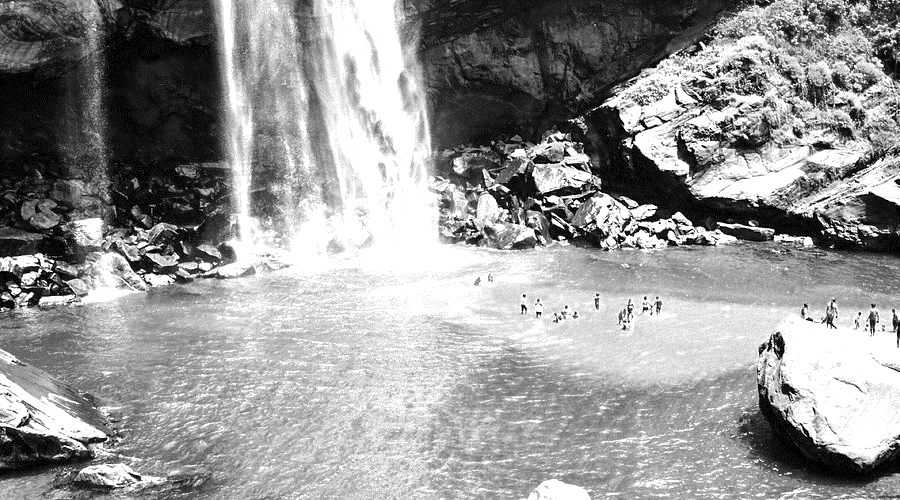 Aberdeen Falls, Ginigathena: ������ ������ ����� ���������� - Tripadvisor